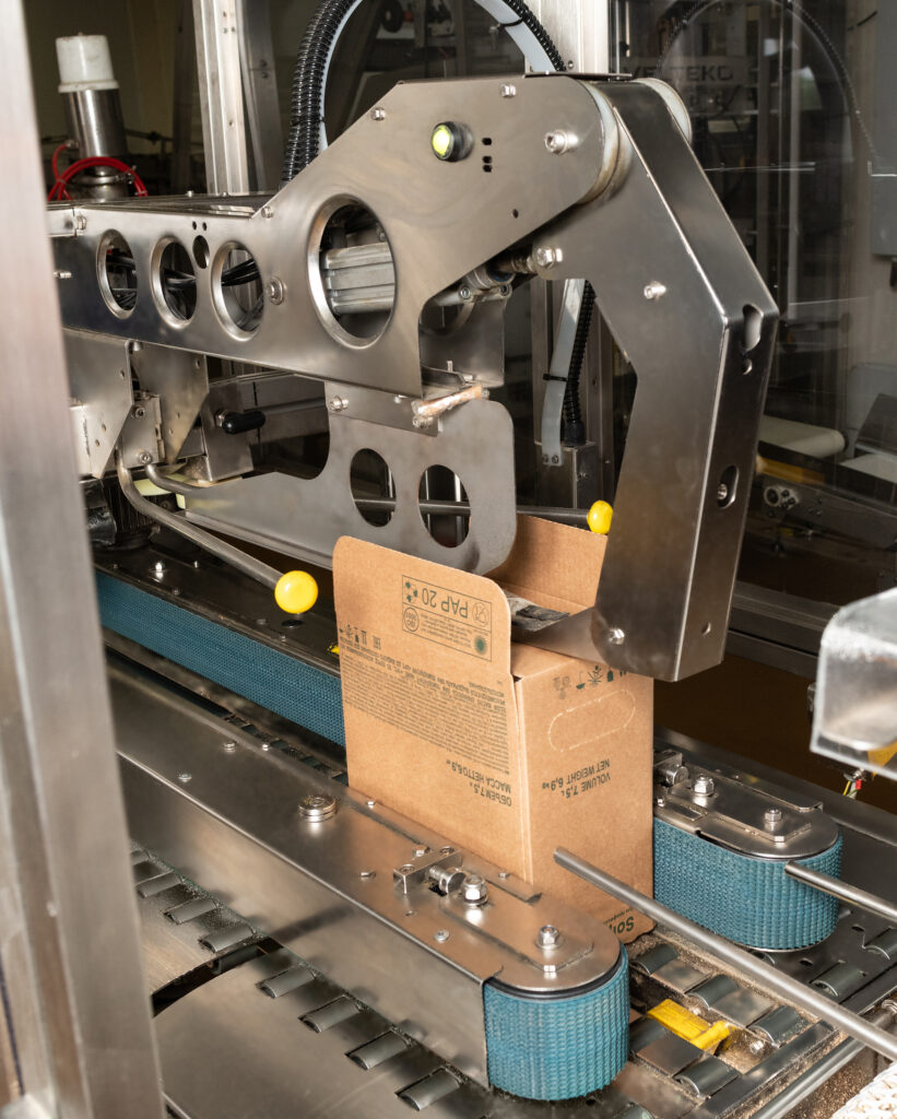 Automatic Bag-in-Box packaging